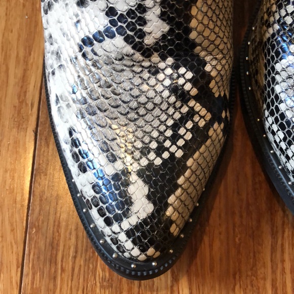 Universal Thread Snake Skin Stud Booties - Picture 2 of 11